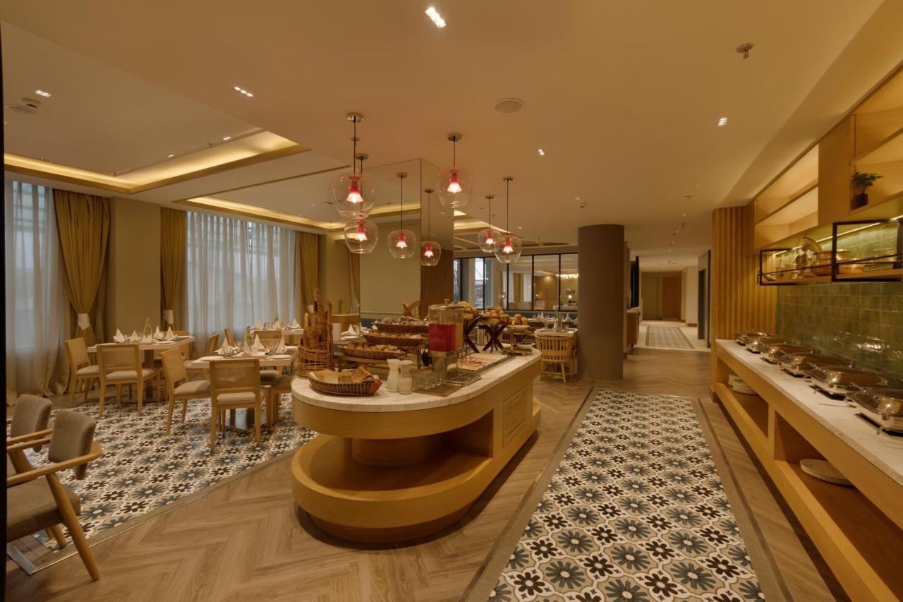Sarovar Portico Srinagar Exterior foto
